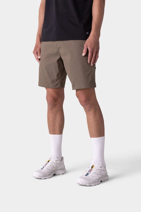 Men's Everywhere Hybrid Short 9"