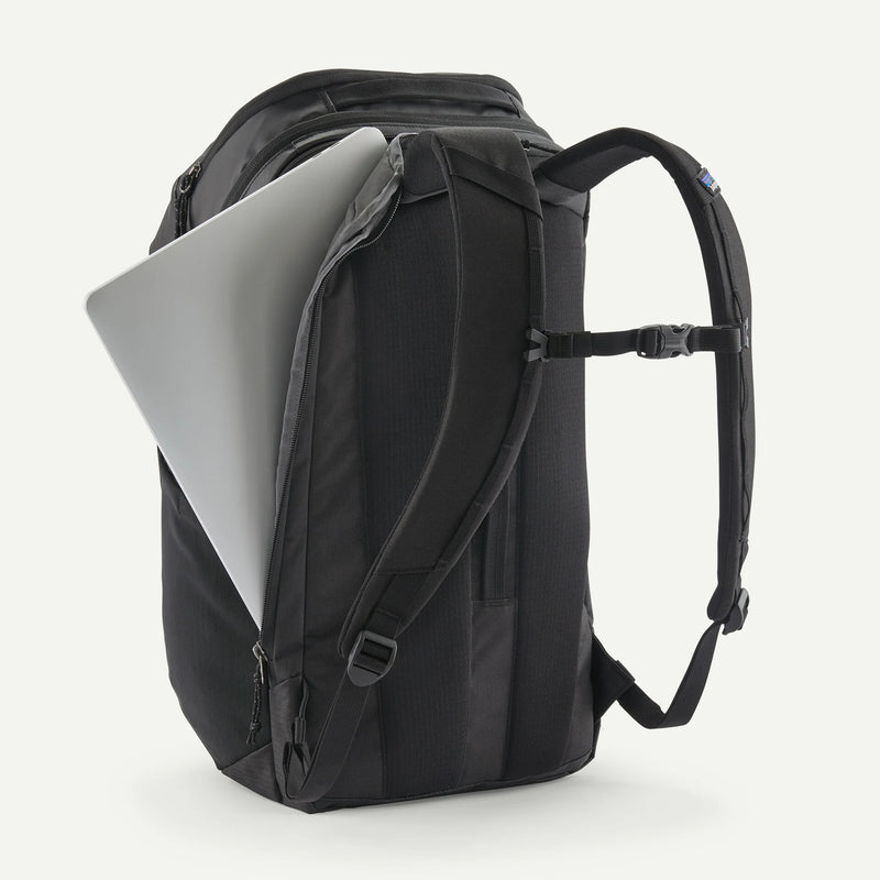 Black Hole® Pack 32L Daypack