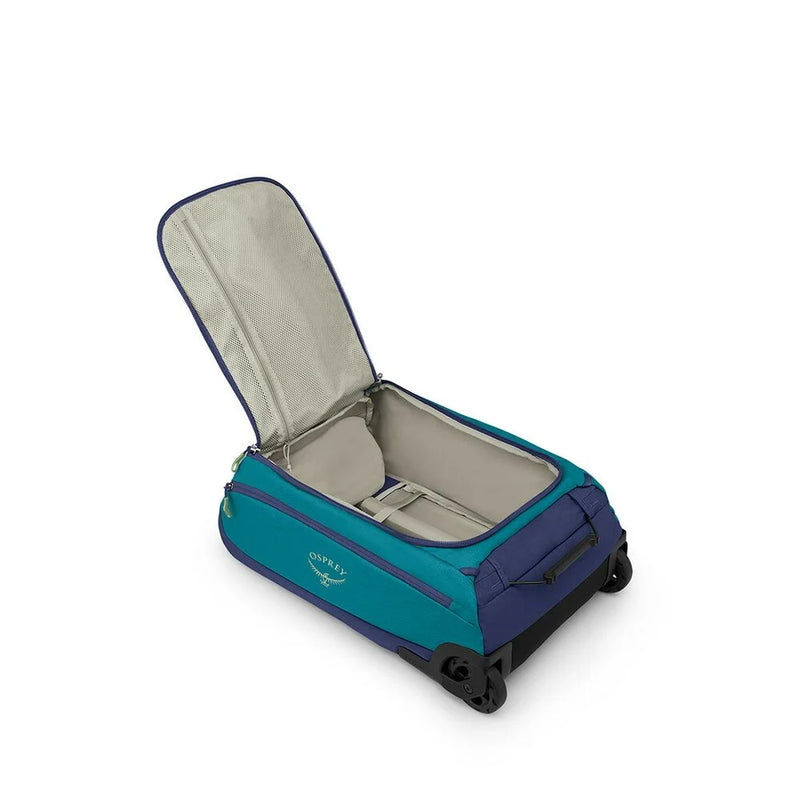 Daylite™ Carry-On Wheeled Duffel 40 Pack