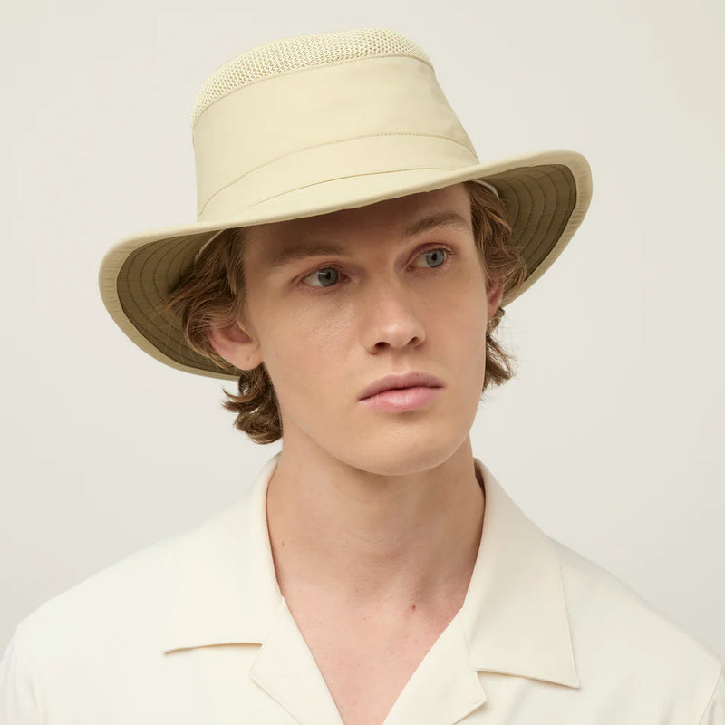 Tilley LTM5 Airflo® Hat Medium Brim Hat