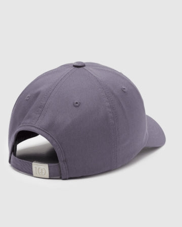 Snowy Views Peak Hat