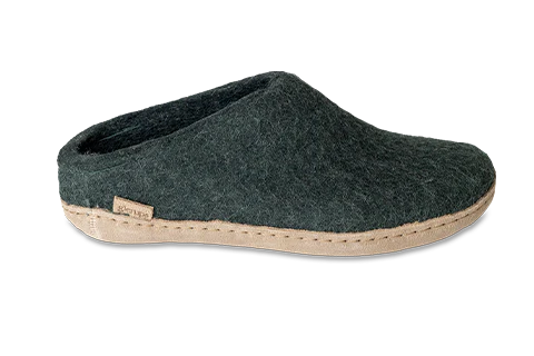 Slipper B Slip On