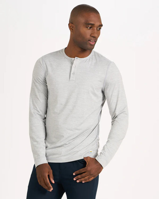 Men's Long-Sleeve Ease Performance Henley