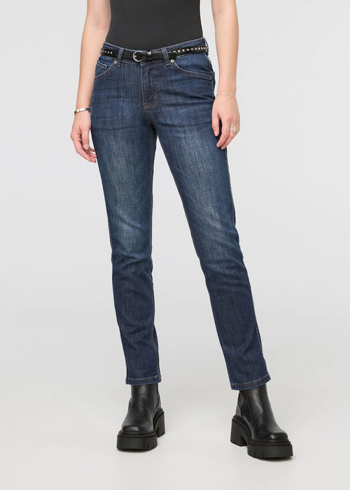 Women's Performance Denim Girlfriend 28" Jean