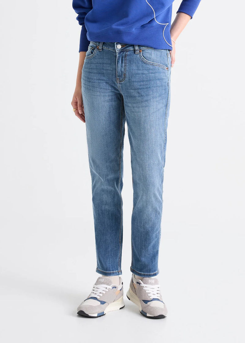 Women's Performance Denim Girlfriend