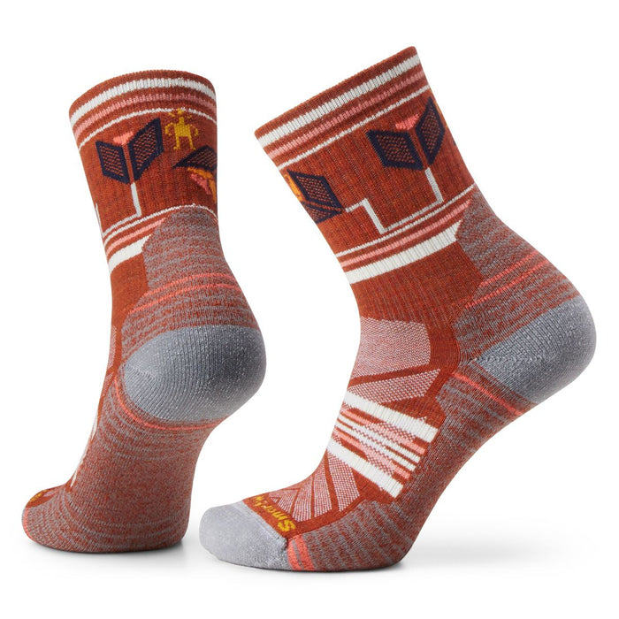 Women's Hike Light Cushion Castle Peak Pattern Mid Crew Socks